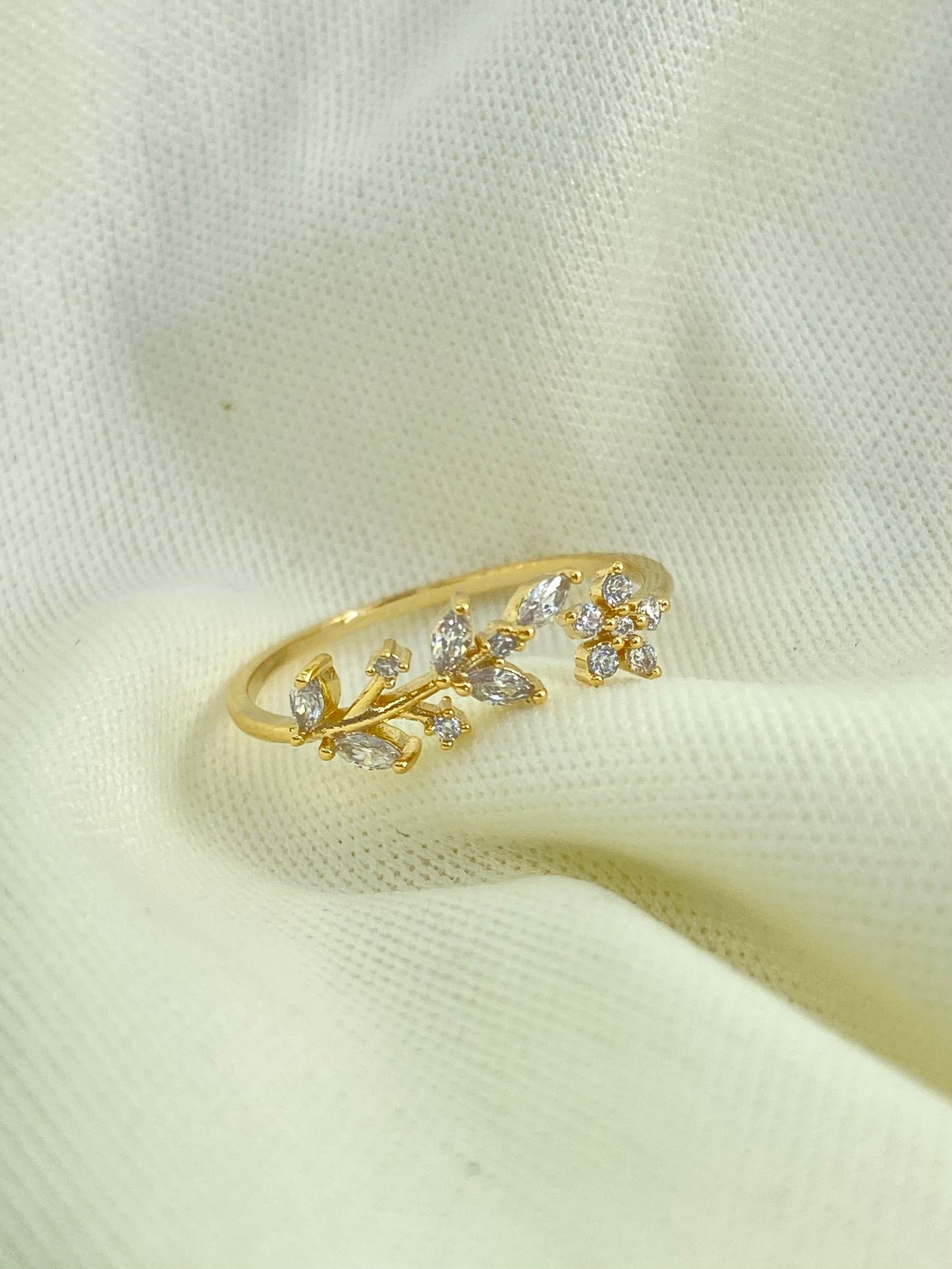 Flower Gold Dipped Ring