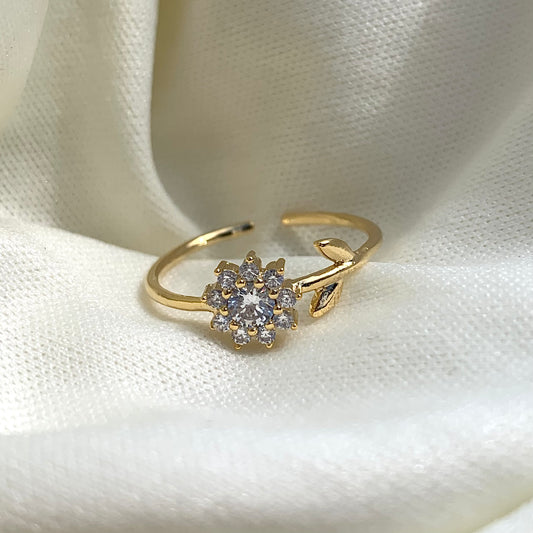 Dainty Flower Gold Ring